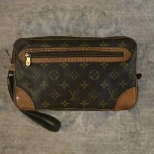 LV Louis Vuitton Monogram Clutch Wristlet Pouch Bag Purse Authentic